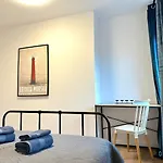 Hel Apartment- Tranquil Retreat, 15 Minutes To The Sea & Gdansk Center * Borkowo (Gdansk)