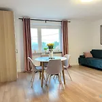 Hel Apartment- Tranquil Retreat, 15 Minutes To The Sea & Gdansk Center * Borkowo (Gdansk)
