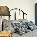 Hel Apartment- Tranquil Retreat, 15 Minutes To The Sea & Gdansk Center Apartment *