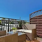 Hel Apartment- Tranquil Retreat, 15 Minutes To The Sea & Gdansk Center Borkowo (Gdansk)
