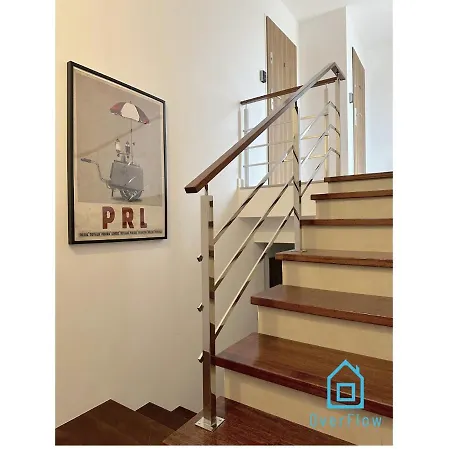 Hel Apartment- Tranquil Retreat, 15 Minutes To The Sea & Gdansk Center Apartmán *