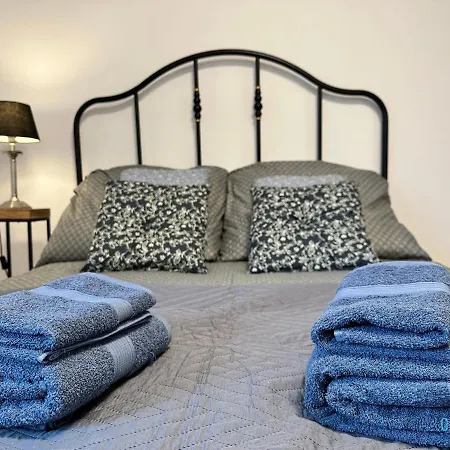 Apartmán Hel Apartment- Tranquil Retreat, 15 Minutes To The Sea & Gdansk Center