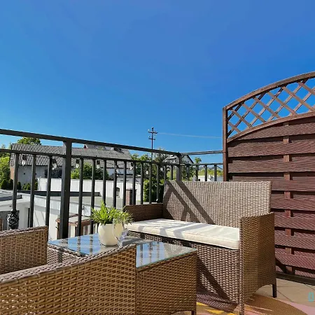 Hel Apartment- Tranquil Retreat, 15 Minutes To The Sea & Gdansk Center Borkowo (Gdansk)