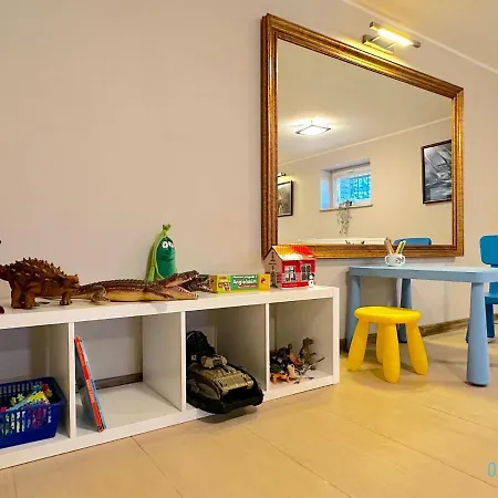 Hel Apartment- Tranquil Retreat, 15 Minutes To The Sea & Gdansk Center Apartmán *