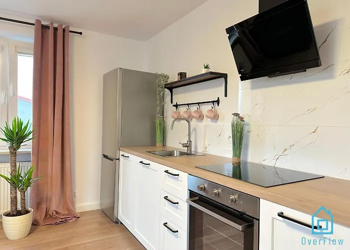 Hel Apartment- Tranquil Retreat, 15 Minutes To The Sea & Gdansk Center Apartamento Borkowo (Gdansk)
