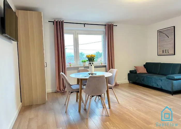 Hel Apartment- Tranquil Retreat, 15 Minutes To The Sea & Gdansk Center * Borkowo (Gdansk)