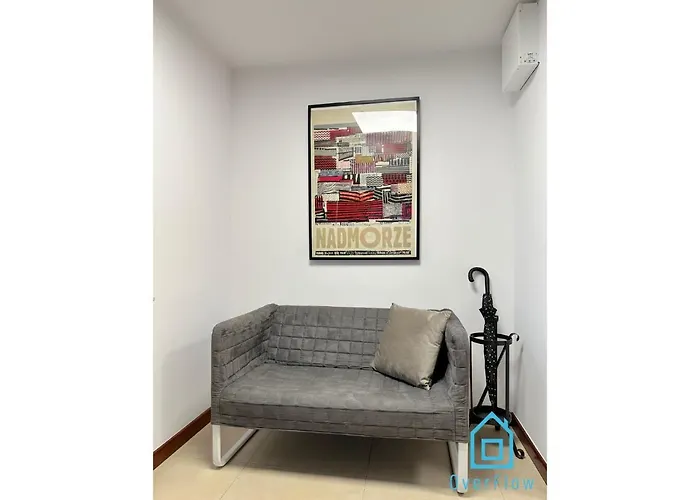 Hel Apartment- Tranquil Retreat, 15 Minutes To The Sea & Gdansk Center Apartamento Borkowo (Gdansk)