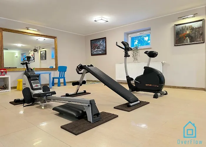 Hel Apartment- Tranquil Retreat, 15 Minutes To The Sea & Gdansk Center * Borkowo (Gdansk)